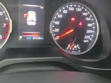 2021 Toyota RAV4 с пробегом 81 000 км