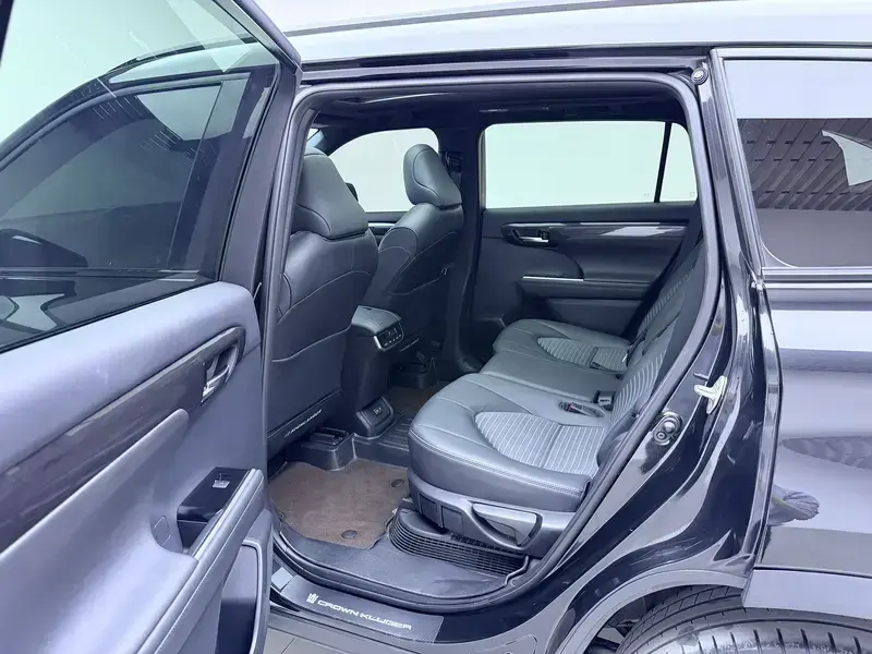 2021 Toyota Crown Kluger с пробегом 100 400 км