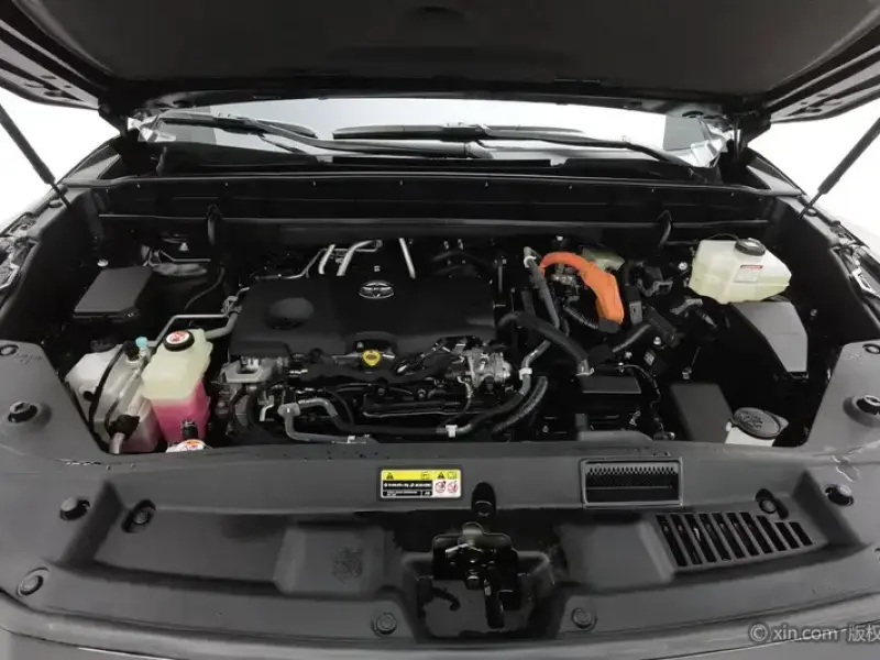2021 Toyota Crown Kluger с пробегом 51 000 км