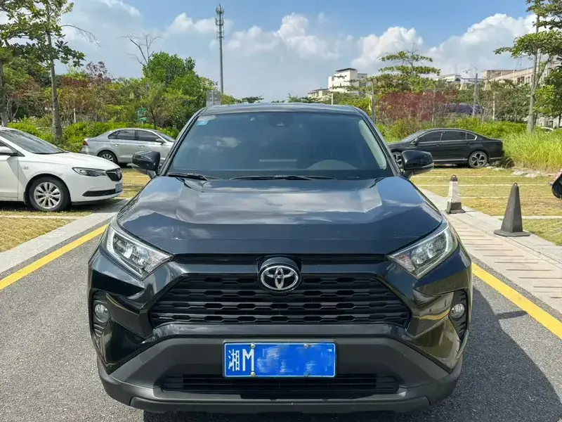 2022 Toyota RAV4 с пробегом 78 000 км