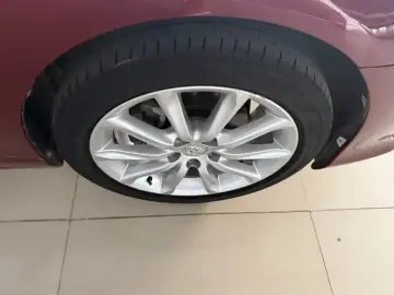2013 Toyota Reiz с пробегом 170 000 км