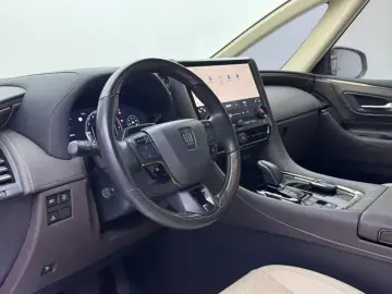 2023 Toyota Vellfire с пробегом 86 000 км