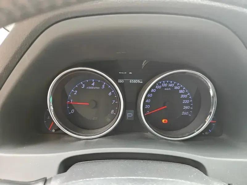 2013 Toyota Reiz с пробегом 65 900 км