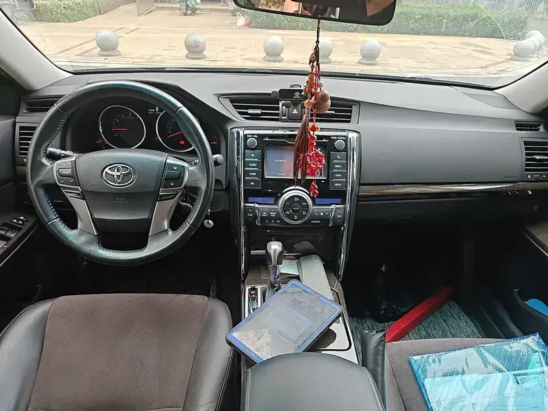 2013 Toyota Reiz с пробегом 65 900 км