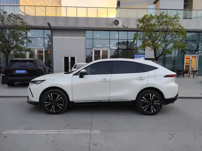 2022 Toyota Venza с пробегом 59 100 км
