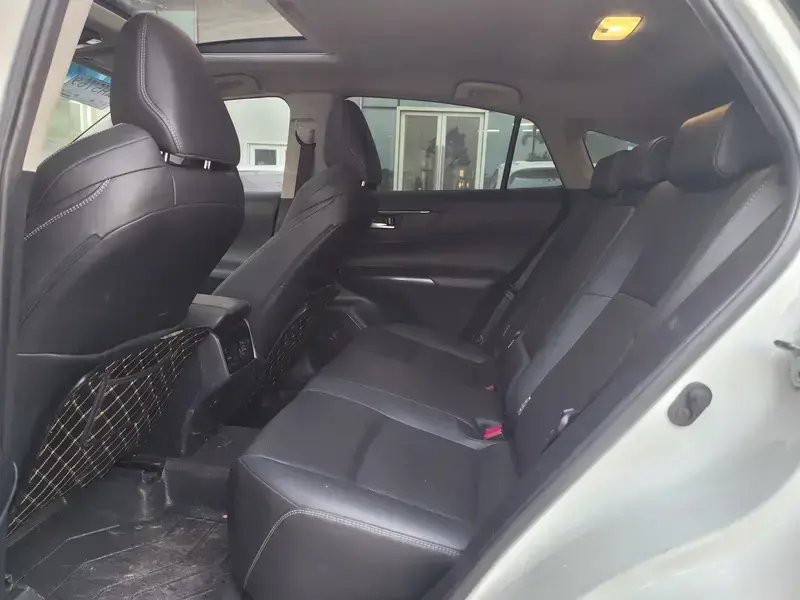 2022 Toyota Venza с пробегом 59 100 км