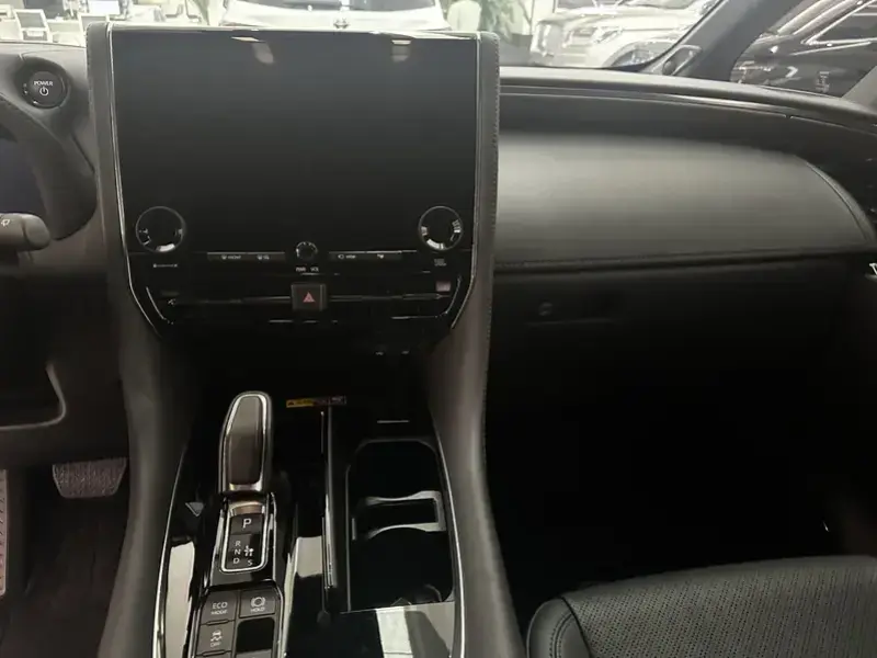 2024 Toyota Vellfire с пробегом 31 000 км