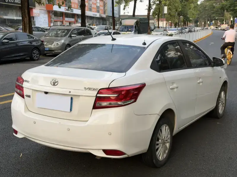 2017 Toyota Vios с пробегом 121 000 км