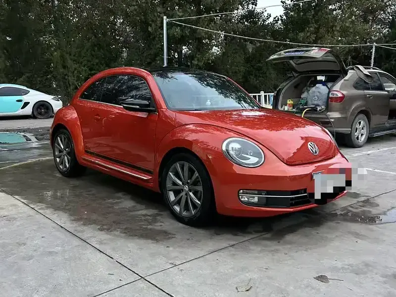 2016 Volkswagen Beetle с пробегом 75 000 км