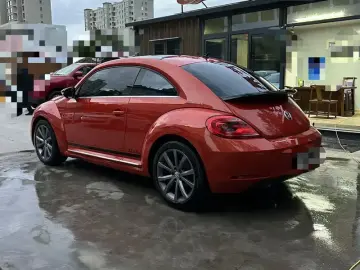 2016 Volkswagen Beetle с пробегом 75 000 км