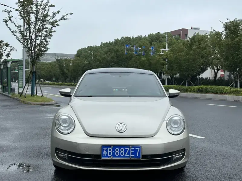 2013 Volkswagen Beetle с пробегом 117 000 км