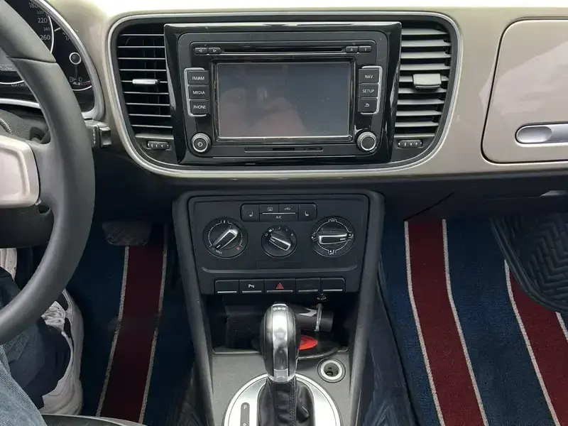 2013 Volkswagen Beetle с пробегом 117 000 км