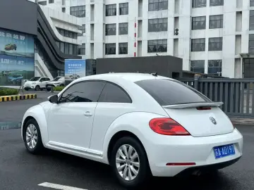 2016 Volkswagen Beetle с пробегом 99 000 км