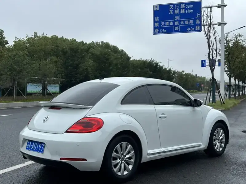 2016 Volkswagen Beetle с пробегом 99 000 км