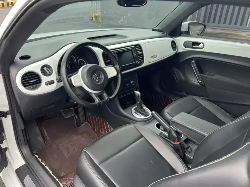 2016 Volkswagen Beetle с пробегом 99 000 км