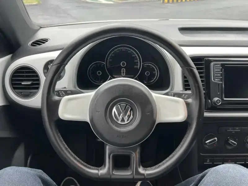 2016 Volkswagen Beetle с пробегом 99 000 км
