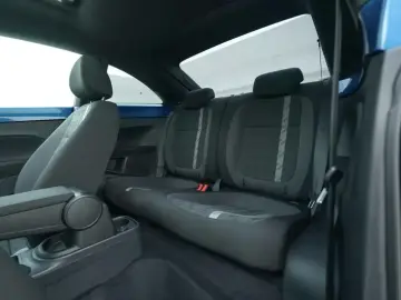2018 Volkswagen Beetle с пробегом 71 000 км