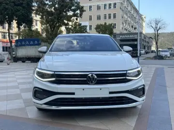 2023 Volkswagen Bora с пробегом 32 000 км