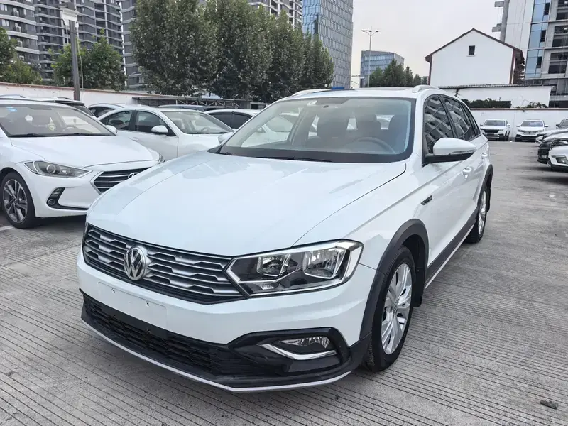 2017 Volkswagen C-Trek с пробегом 129 000 км