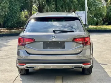 2017 Volkswagen C-Trek с пробегом 110 000 км