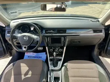 2017 Volkswagen C-Trek с пробегом 110 000 км