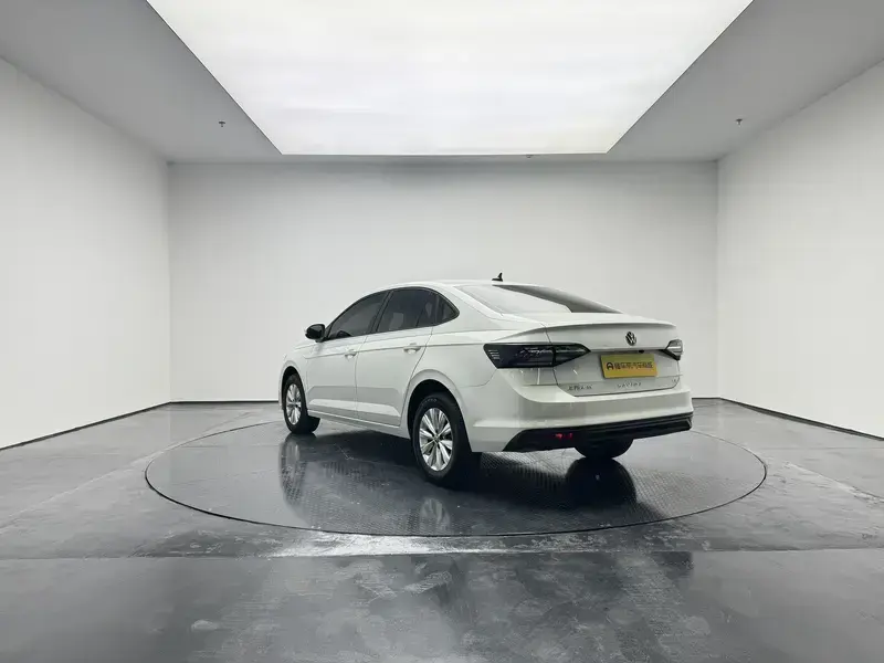 2023 Volkswagen Lavida с пробегом 60 900 км