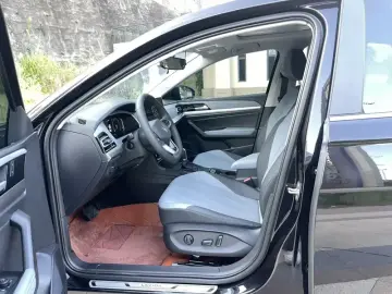 2023 Volkswagen Lavida с пробегом 5 000 км