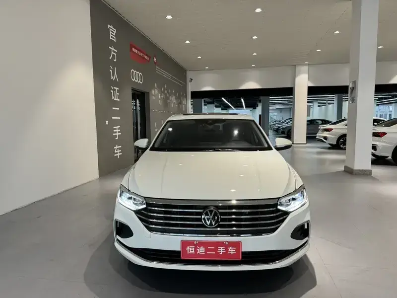 2024 Volkswagen Lavida с пробегом 13 000 км