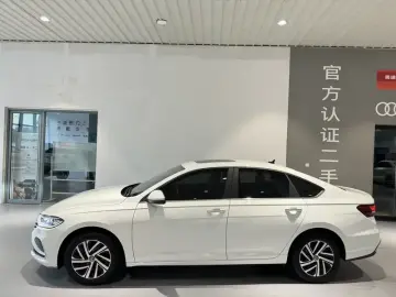 2024 Volkswagen Lavida с пробегом 13 000 км