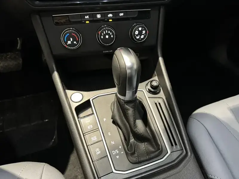 2024 Volkswagen Lavida с пробегом 13 000 км