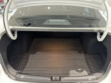 2024 Volkswagen Lavida с пробегом 13 000 км