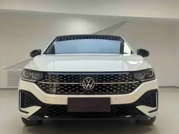 2023 Volkswagen Lavida с пробегом 47 000 км