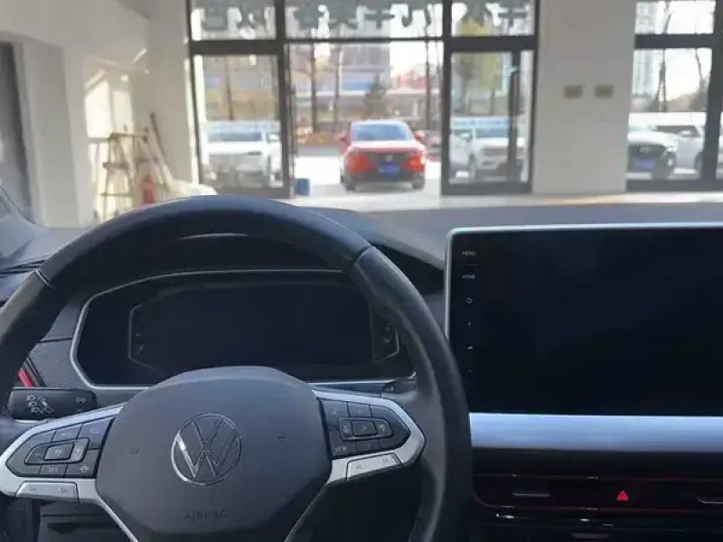 2023 Volkswagen Lavida с пробегом 47 000 км