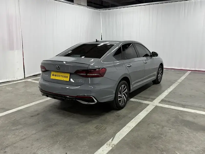 2024 Volkswagen Lavida с пробегом 14 300 км