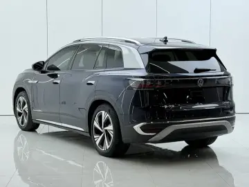 2021 Volkswagen ID.6 с пробегом 65 000 км