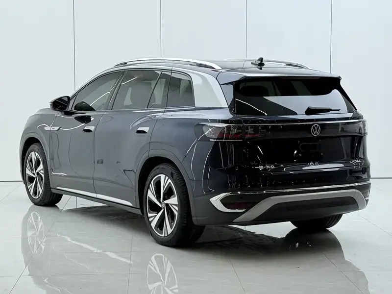 2021 Volkswagen ID.6 с пробегом 65 000 км
