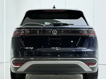 2021 Volkswagen ID.6 с пробегом 65 000 км