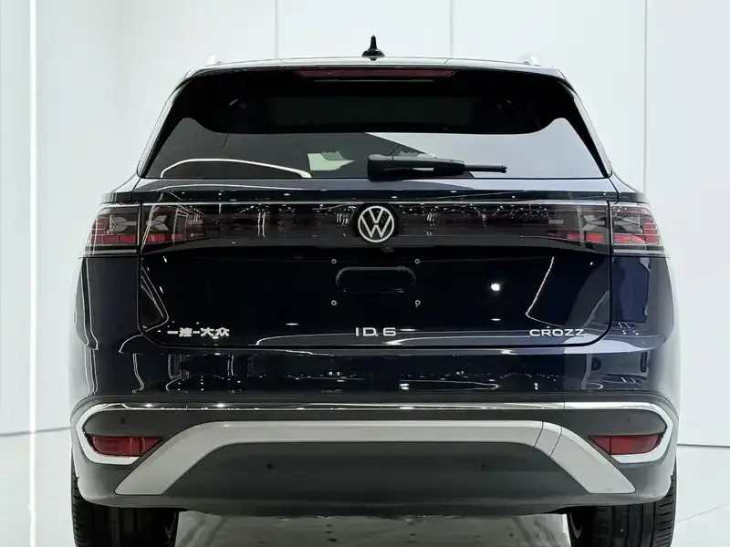 2021 Volkswagen ID.6 с пробегом 65 000 км