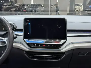 2021 Volkswagen ID.6 с пробегом 65 000 км