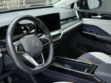 2021 Volkswagen ID.6 с пробегом 65 000 км