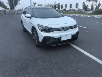 2022 Volkswagen ID.6 с пробегом 61 000 км
