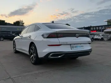 2022 Volkswagen Lamando с пробегом 60 000 км