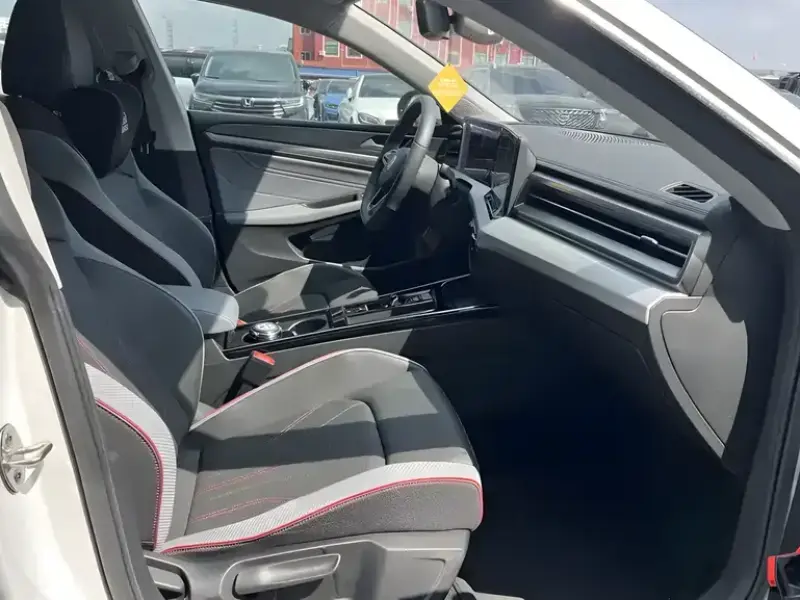 2024 Volkswagen Lamando с пробегом 21 000 км