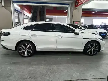 2023 Volkswagen Lamando с пробегом 40 000 км