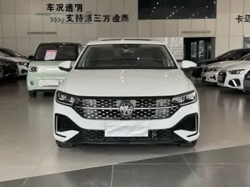 2024 Volkswagen Lavida с пробегом 7 000 км