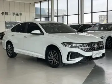 2024 Volkswagen Lavida с пробегом 7 000 км