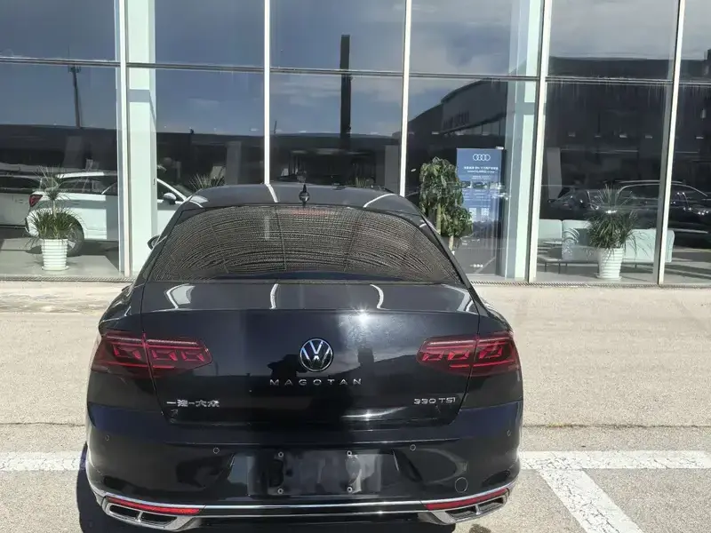 2023 Volkswagen Magotan с пробегом 64 200 км