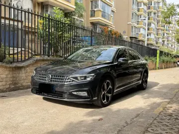 2023 Volkswagen Magotan с пробегом 32 200 км
