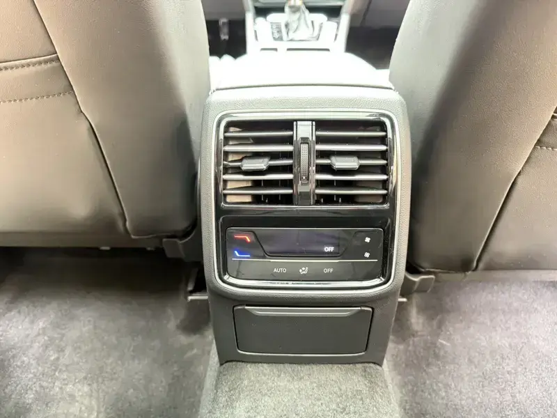 2023 Volkswagen Magotan с пробегом 32 200 км