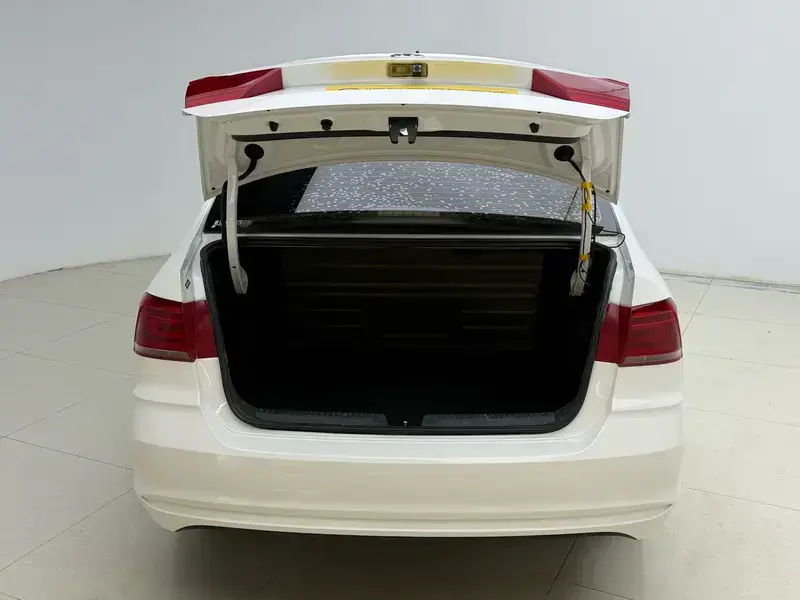 2018 Volkswagen Santana с пробегом 92 800 км